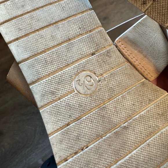 2/$10 A new day sandal - Picture 5 of 5